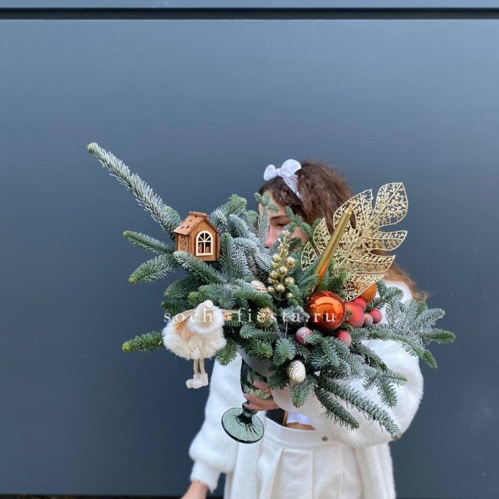 Композиция в бокале огненная  в Санкт-Петербурге