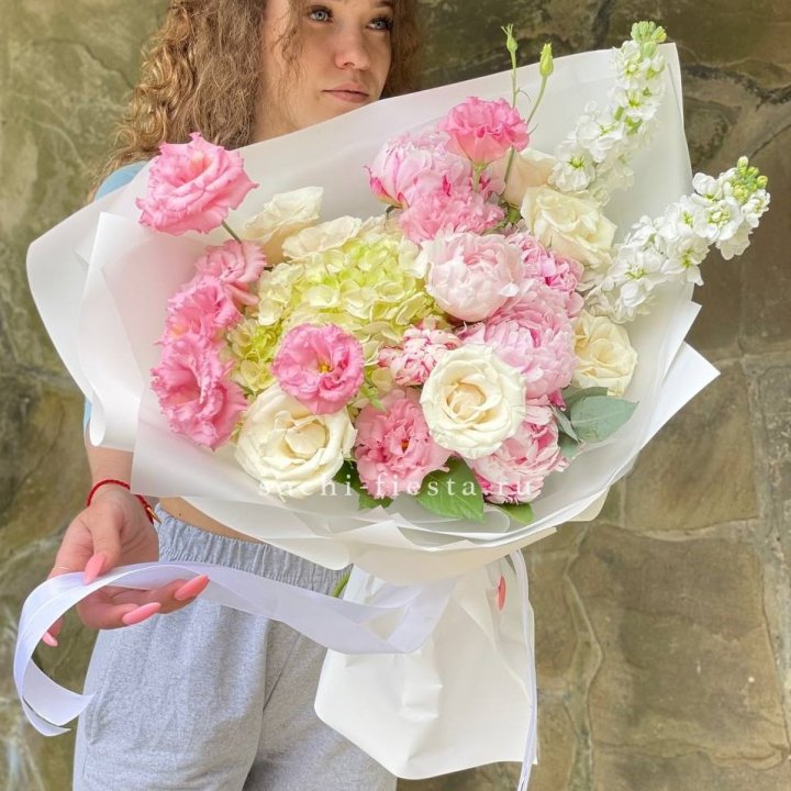 Букет с пионами №3 в Санкт-Петербурге