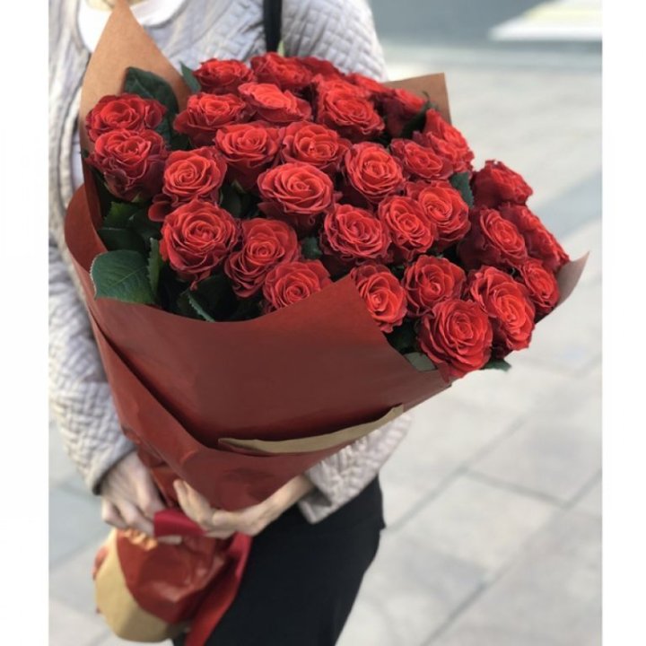 29 высоких роз  в Санкт-Петербурге