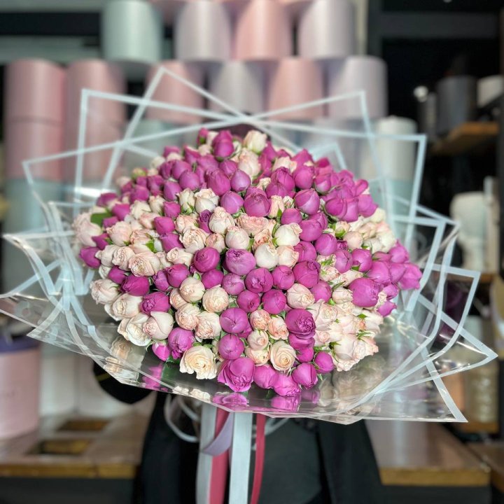 101 кустовая пионовидная роза в Санкт-Петербурге