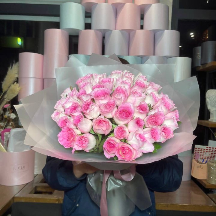  51 розовых роз в Санкт-Петербурге