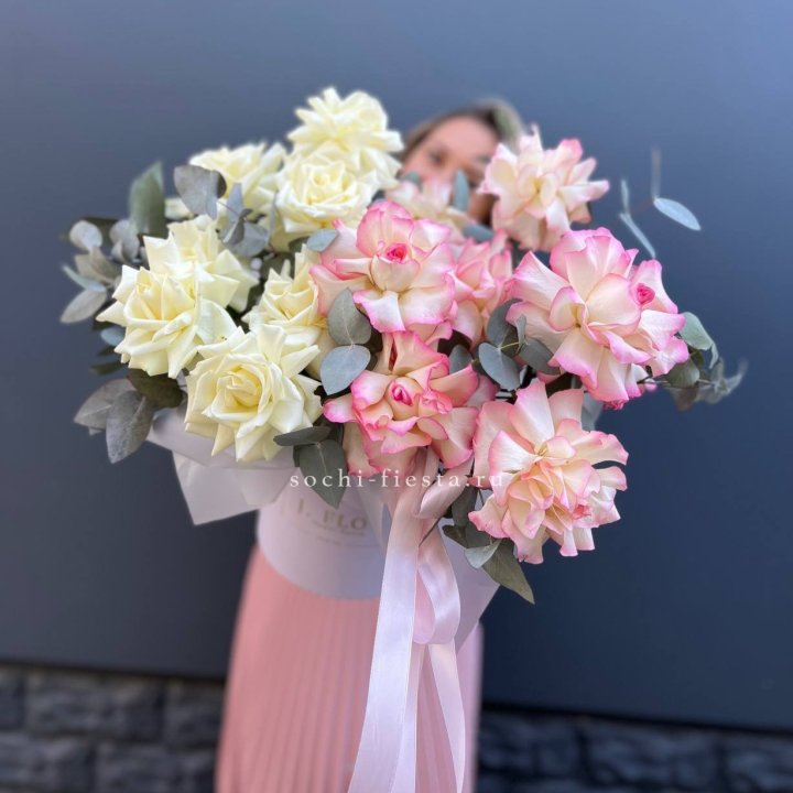 15 Французских роз в боксе в Санкт-Петербурге