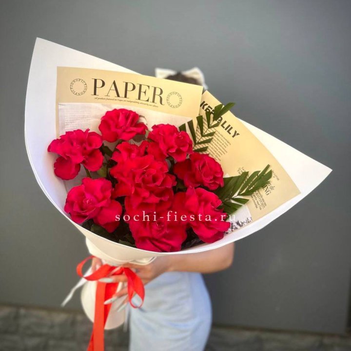 9 Красных французских роз Чико в Санкт-Петербурге