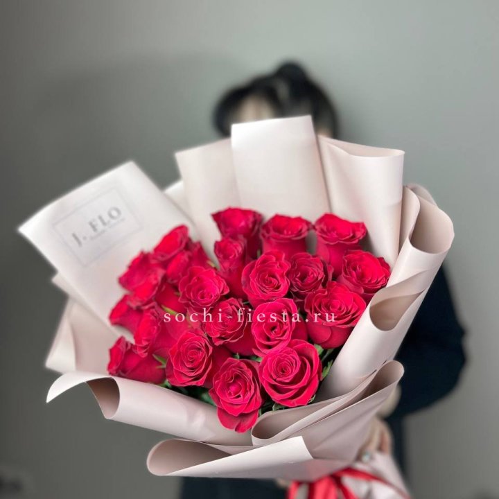 21 красная роза  в Санкт-Петербурге