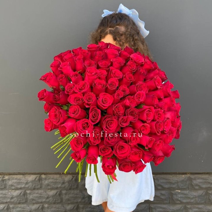 101 красная роза в Санкт-Петербурге