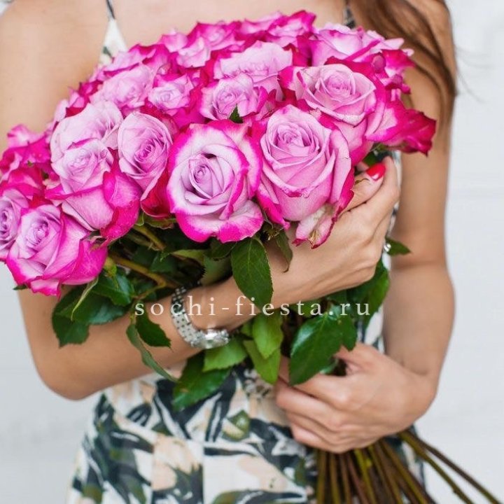 Букет высоких роз Ди перпел в Санкт-Петербурге