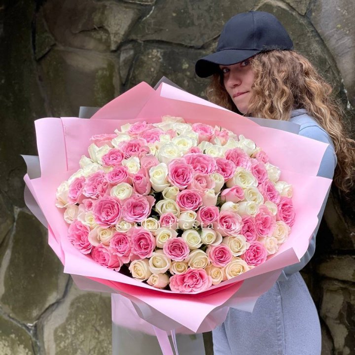 101 роза Миксбери в Санкт-Петербурге