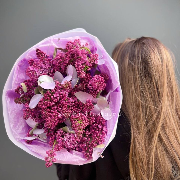 Букет сирени  в Санкт-Петербурге