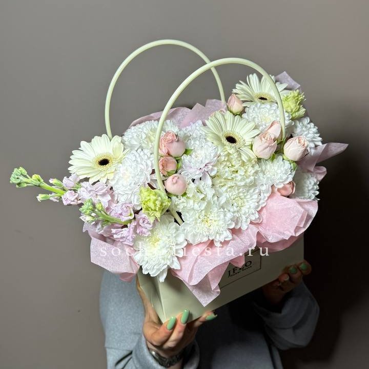 Сумочка "Белый рассвет" в Санкт-Петербурге