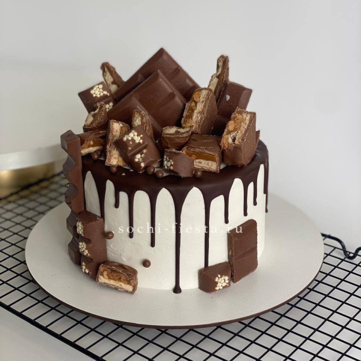 Торт "Бомба в шоколаде" в Санкт-Петербурге