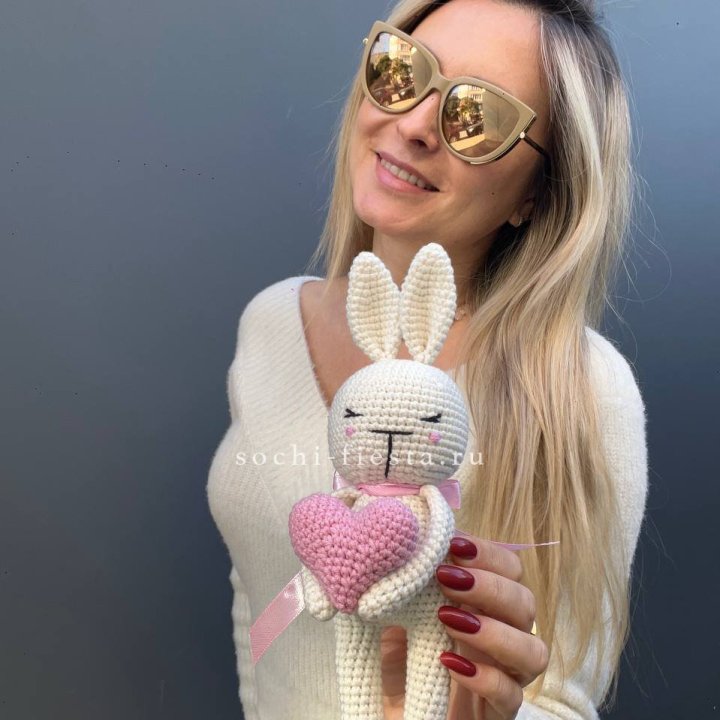 Зайка с сердцем ручной работы в Санкт-Петербурге