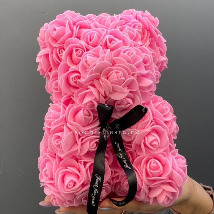Игрушка медведь из розовых роз в Санкт-Петербурге