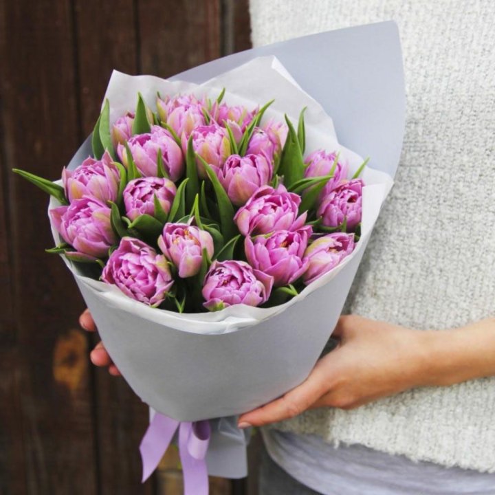 Букет пионовидных тюльпанов в Санкт-Петербурге