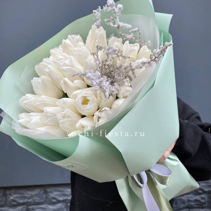 Букет белых тюльпанов "Бьянко" в Санкт-Петербурге