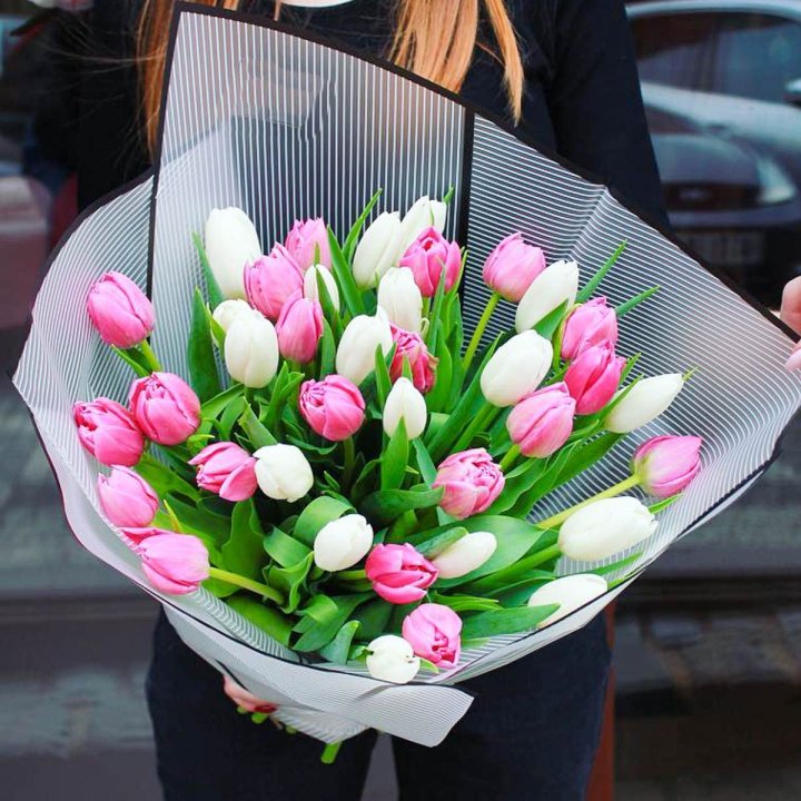 29 тюльпанов микс в Санкт-Петербурге