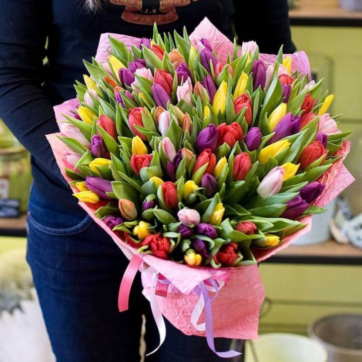 101 тюльпан "Джуси" в Санкт-Петербурге