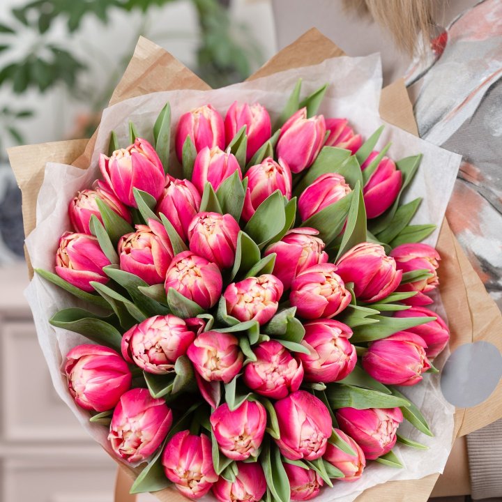 Букет пионовидных тюльпанов в Санкт-Петербурге